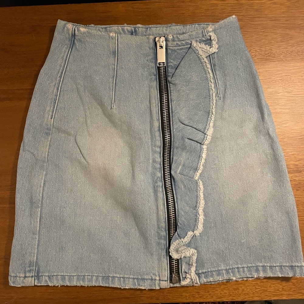 MGSM Ruffle Zipper Jean skirt